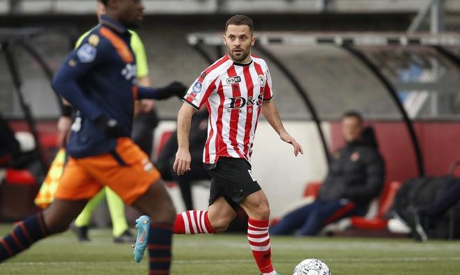 明了他们的 明了他们的